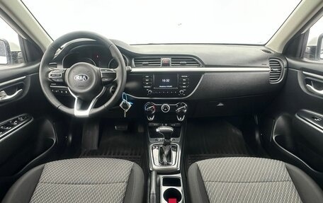 KIA Rio IV, 2018 год, 1 375 000 рублей, 14 фотография