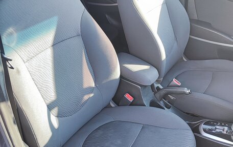 Hyundai Solaris II рестайлинг, 2012 год, 830 000 рублей, 8 фотография