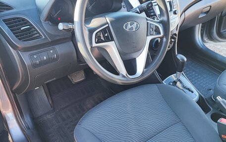 Hyundai Solaris II рестайлинг, 2012 год, 830 000 рублей, 9 фотография