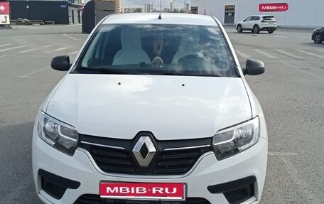Renault Sandero II рестайлинг, 2019 год, 988 500 рублей, 1 фотография