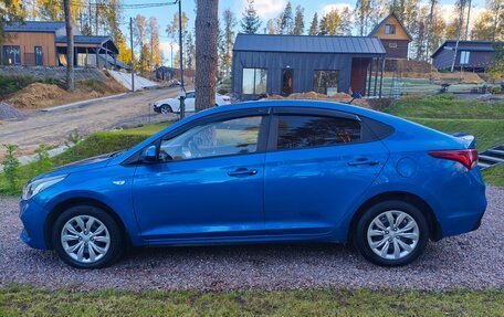 Hyundai Solaris II рестайлинг, 2017 год, 1 150 000 рублей, 4 фотография