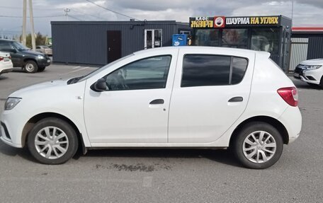 Renault Sandero II рестайлинг, 2019 год, 988 500 рублей, 3 фотография