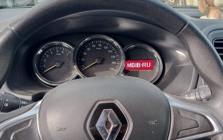 Renault Sandero II рестайлинг, 2019 год, 988 500 рублей, 4 фотография