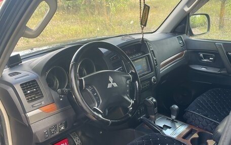 Mitsubishi Pajero IV, 2008 год, 1 269 000 рублей, 16 фотография