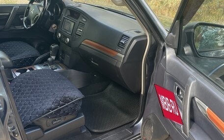 Mitsubishi Pajero IV, 2008 год, 1 269 000 рублей, 18 фотография