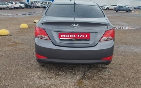 Hyundai Solaris II рестайлинг, 2015 год, 999 000 рублей, 4 фотография