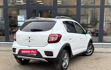 Renault Sandero II рестайлинг, 2019 год, 950 000 рублей, 3 фотография