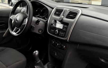 Renault Sandero II рестайлинг, 2019 год, 950 000 рублей, 16 фотография