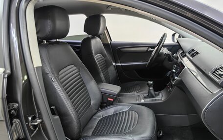 Volkswagen Passat B7, 2011 год, 888 000 рублей, 7 фотография