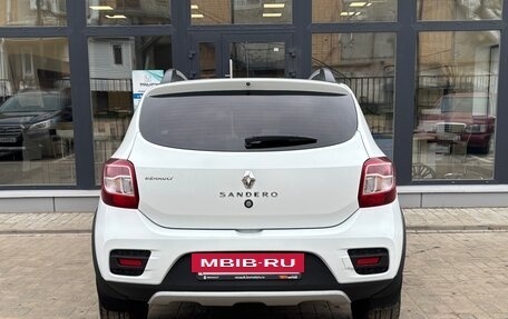 Renault Sandero II рестайлинг, 2019 год, 950 000 рублей, 23 фотография