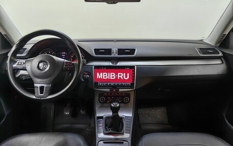 Volkswagen Passat B7, 2011 год, 888 000 рублей, 12 фотография