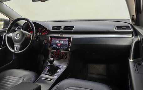 Volkswagen Passat B7, 2011 год, 888 000 рублей, 13 фотография