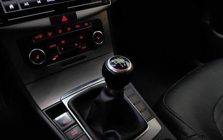 Volkswagen Passat B7, 2011 год, 888 000 рублей, 16 фотография