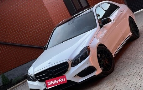 Mercedes-Benz E-Класс, 2014 год, 2 350 000 рублей, 10 фотография