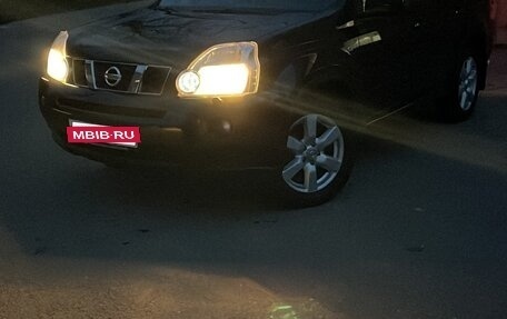 Nissan X-Trail, 2010 год, 990 000 рублей, 2 фотография