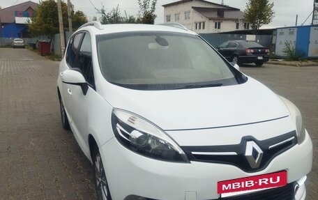 Renault Scenic III, 2013 год, 1 000 000 рублей, 2 фотография