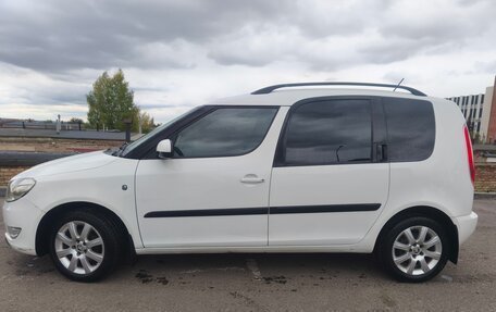 Skoda Roomster, 2013 год, 850 000 рублей, 3 фотография