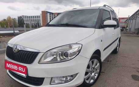 Skoda Roomster, 2013 год, 850 000 рублей, 2 фотография