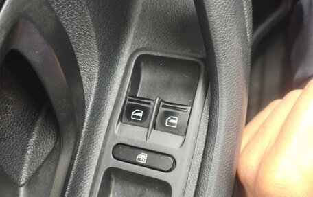 Skoda Roomster, 2013 год, 850 000 рублей, 8 фотография