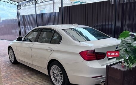 BMW 3 серия, 2012 год, 1 700 000 рублей, 3 фотография