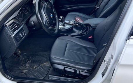 BMW 3 серия, 2012 год, 1 700 000 рублей, 10 фотография