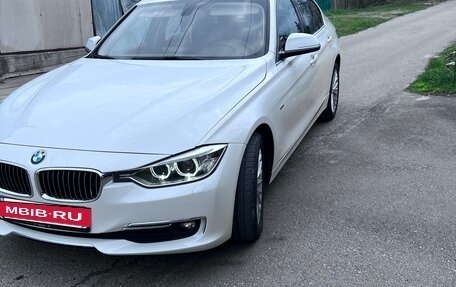 BMW 3 серия, 2012 год, 1 700 000 рублей, 14 фотография