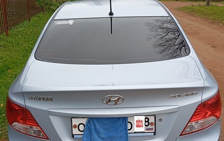 Hyundai Solaris II рестайлинг, 2011 год, 810 000 рублей, 5 фотография