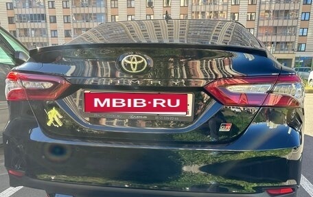 Toyota Camry, 2021 год, 3 800 000 рублей, 5 фотография