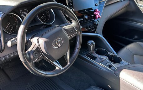 Toyota Camry, 2021 год, 3 800 000 рублей, 11 фотография