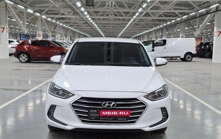 Hyundai Elantra VI рестайлинг, 2018 год, 1 170 000 рублей, 6 фотография