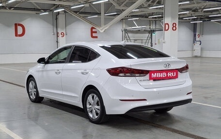 Hyundai Elantra VI рестайлинг, 2018 год, 1 170 000 рублей, 11 фотография