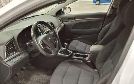 Hyundai Elantra VI рестайлинг, 2018 год, 1 170 000 рублей, 20 фотография