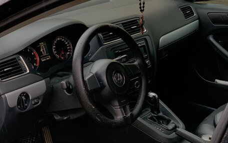 Volkswagen Jetta VI, 2012 год, 735 000 рублей, 6 фотография