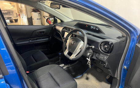 Toyota Aqua I, 2017 год, 1 050 000 рублей, 8 фотография