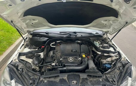 Mercedes-Benz E-Класс, 2011 год, 1 240 000 рублей, 8 фотография