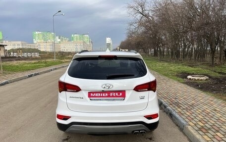 Hyundai Santa Fe III рестайлинг, 2017 год, 2 750 000 рублей, 5 фотография