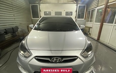 Hyundai Solaris II рестайлинг, 2012 год, 750 000 рублей, 1 фотография