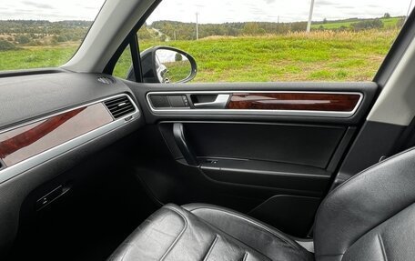 Volkswagen Touareg III, 2012 год, 1 650 000 рублей, 23 фотография