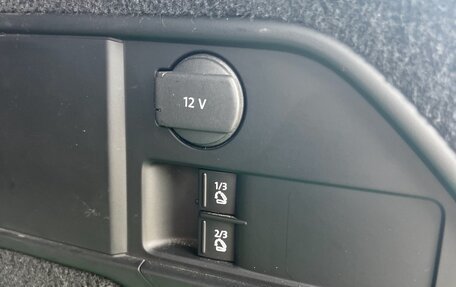 Volkswagen Touareg III, 2012 год, 1 650 000 рублей, 35 фотография