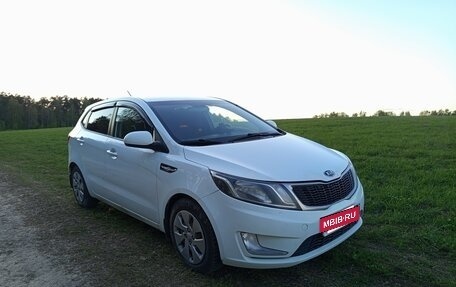 KIA Rio III рестайлинг, 2015 год, 950 000 рублей, 3 фотография