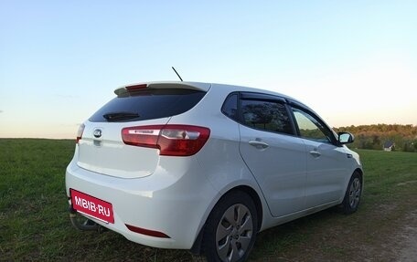 KIA Rio III рестайлинг, 2015 год, 950 000 рублей, 2 фотография