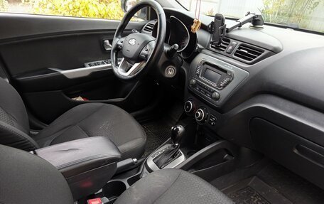 KIA Rio III рестайлинг, 2015 год, 950 000 рублей, 13 фотография
