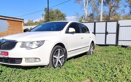 Skoda Superb III рестайлинг, 2012 год, 1 230 000 рублей, 1 фотография