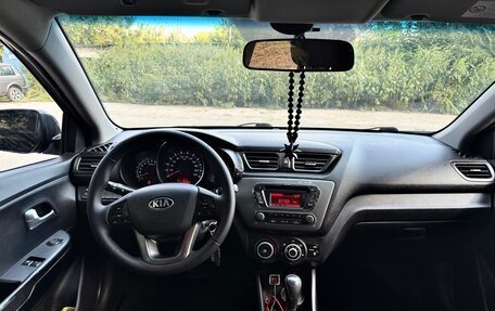 KIA Rio III рестайлинг, 2014 год, 860 000 рублей, 4 фотография