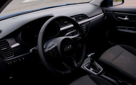 KIA Rio IV, 2018 год, 1 185 600 рублей, 13 фотография