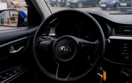 KIA Rio IV, 2018 год, 1 185 600 рублей, 12 фотография
