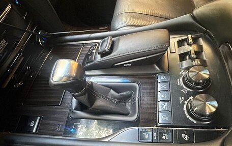 Lexus LX III, 2018 год, 9 999 999 рублей, 5 фотография