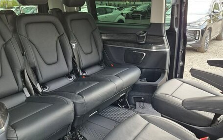 Mercedes-Benz V-Класс, 2020 год, 5 873 000 рублей, 25 фотография