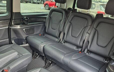 Mercedes-Benz V-Класс, 2020 год, 5 873 000 рублей, 28 фотография