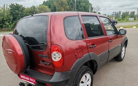 Chevrolet Niva I рестайлинг, 2011 год, 510 000 рублей, 8 фотография